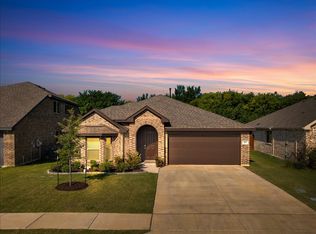 317 Rock Sparrow Ln, Alvarado, TX 76009