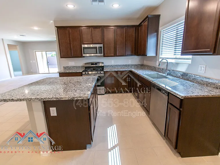 495 E Rio Pl — Photo 20