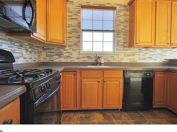 4th image of 504 Brandywine Dr