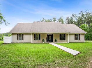 20049 Fairhaven Rd, Covington, LA 70435