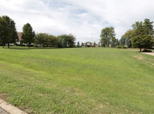 Longhill Dr, Zanesville, OH 43701
