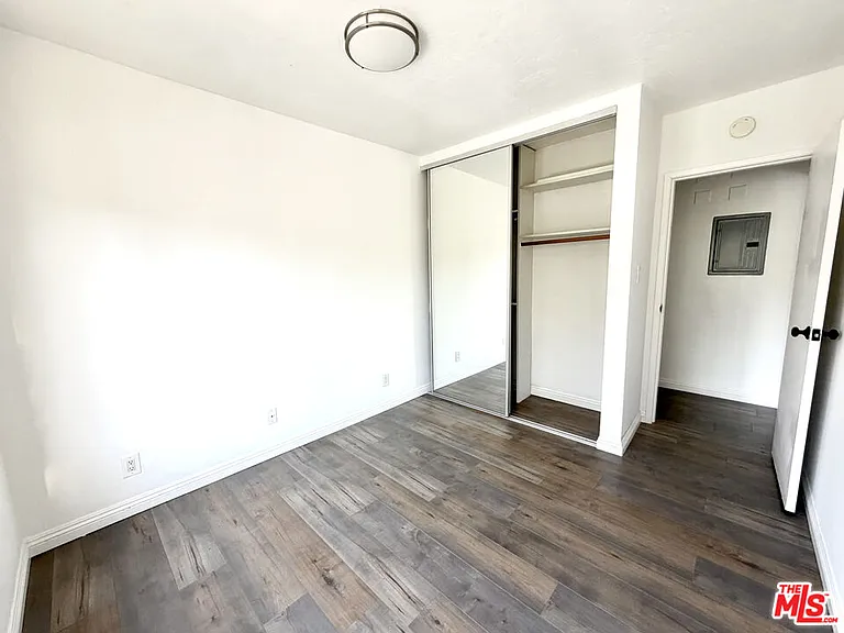 250 Linden Ave #201 — Photo 15