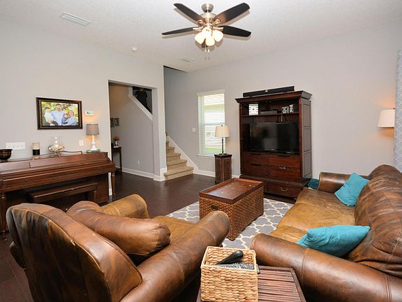 5th image of 14083 Hazelwood Ct