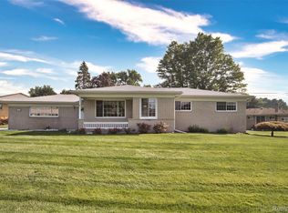 53626 Debra Dr, Shelby Township, MI 48316