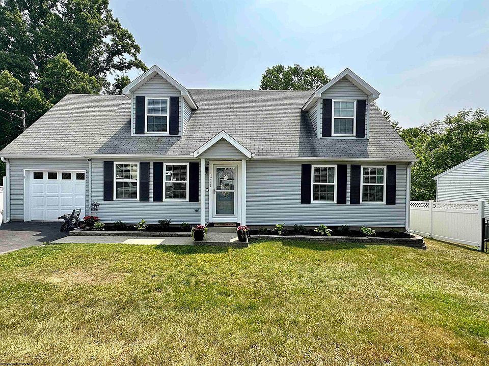 1st image of 111 Fairfax Dr