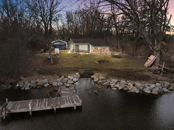 7380 North Shore DRIVE, Hartford, WI 53027