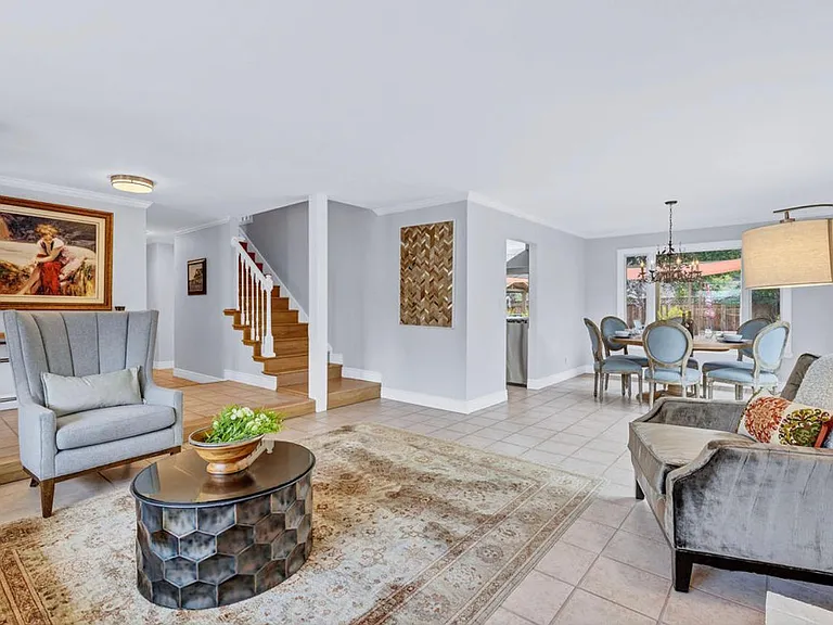 610 Harvest Ln — Photo 23