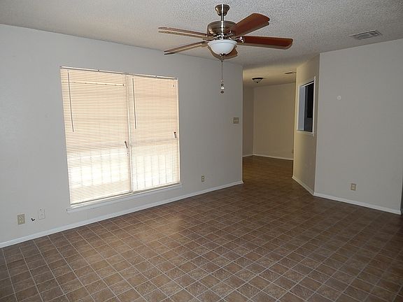 3rd image of 6905 Neston Dr