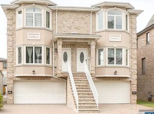 400 Nelson Ave, Cliffside Park, NJ 07010