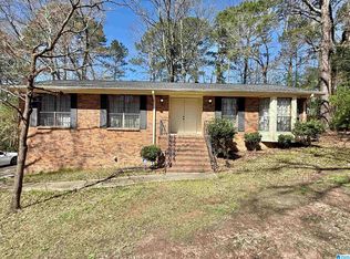 1036 Melissa Cir, Leeds, AL 35094