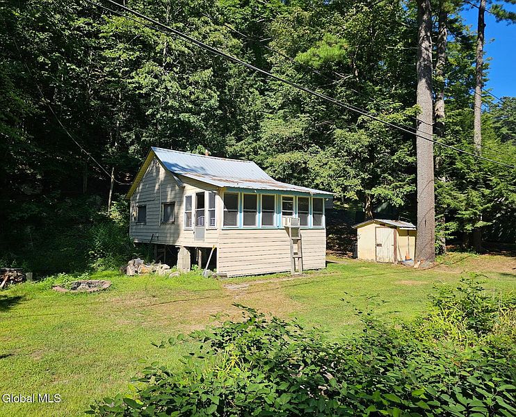 3rd image of 1943 N Shore Road