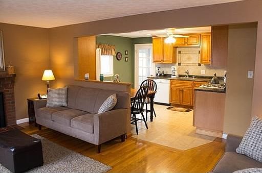 4th image of this home