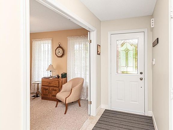 5th image of 80 Vinifera Dr