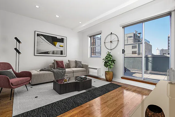 Rented by REAL New York | media 10