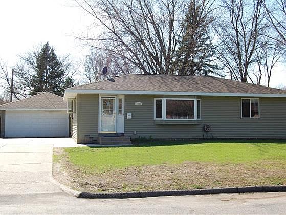 1st image of 1625 Dixon Dr