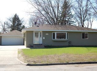 1625 Dixon Dr, Saint Paul Park, MN 55071