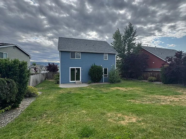 2210 N Clearview Dr — Photo 40