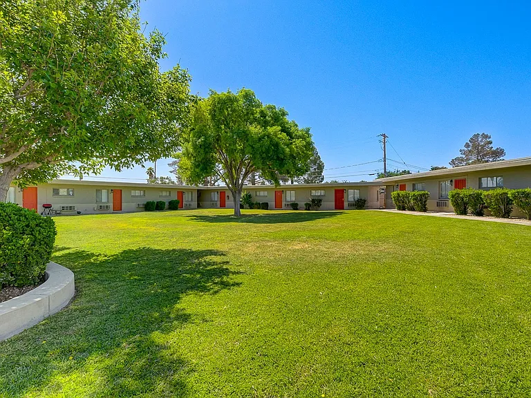 Campus Crossing, Apartments For Rent in Las Vegas