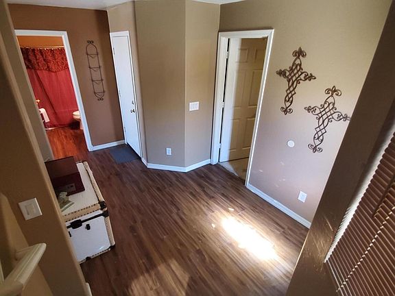 ENTRY WAY