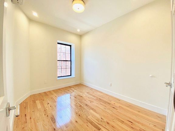 5th image of 338 Clifton Pl #F4