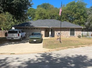 404 W Briar Ct, Overton, TX 75684