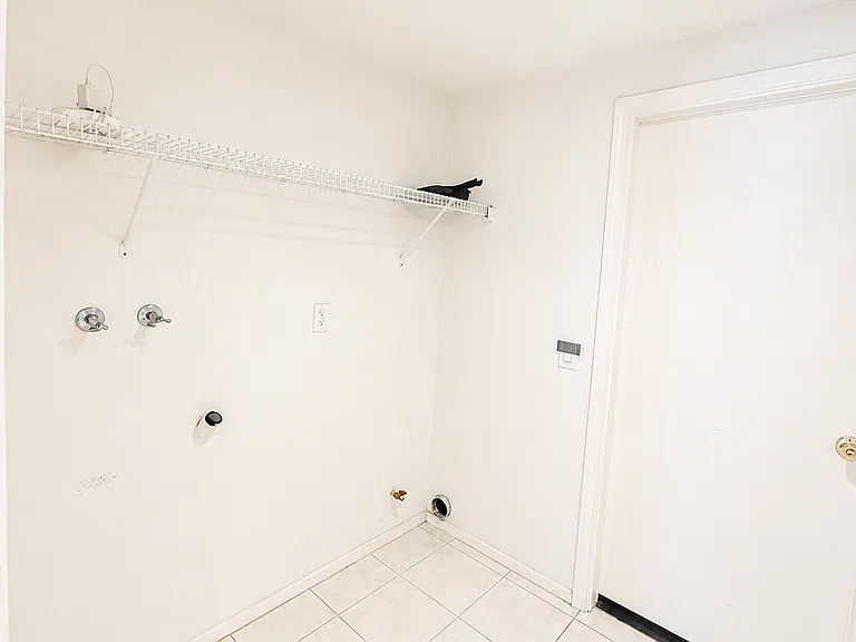 1281 Osprey St — Photo 7