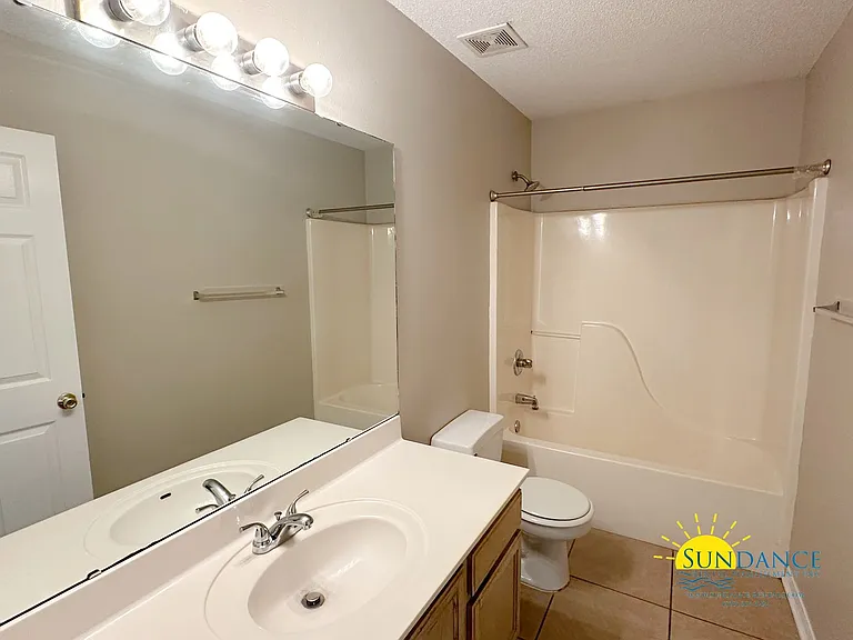 8134 Tavira St — Photo 6