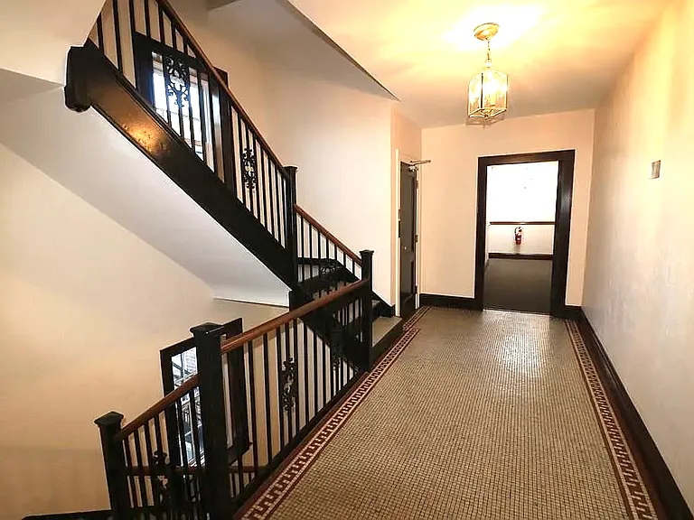 285 Harvard St #412 — Photo 19
