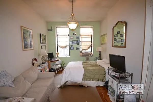 Rented by ArdorNY | media 11