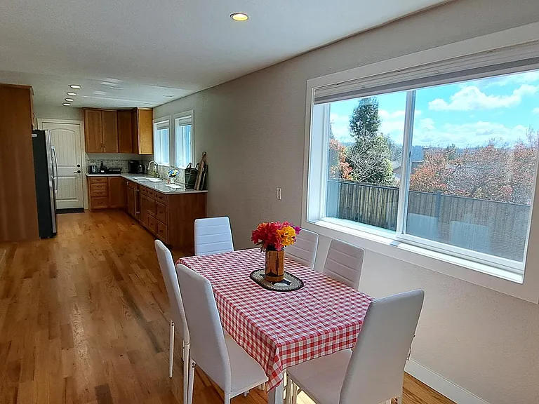147 Arcadia Dr — Photo 14