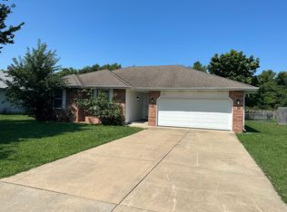 859 S Natalie Ave, Springfield, MO 65802