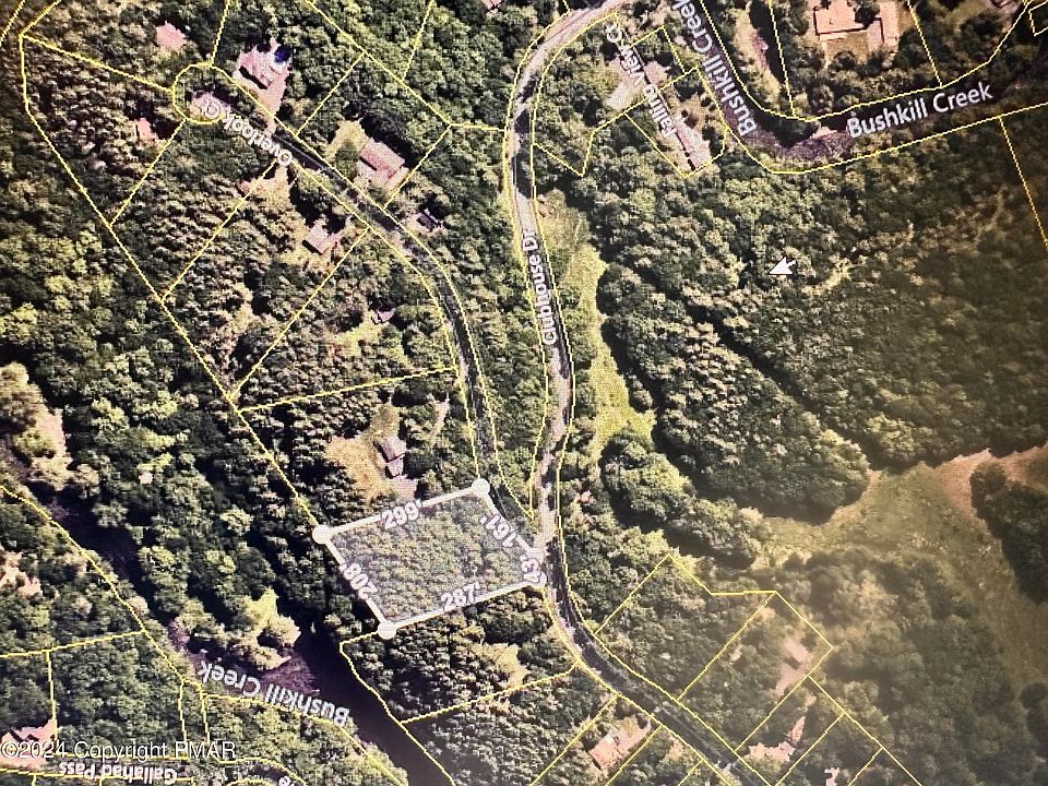 1st image of Overlook Ct