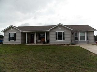 908 Bandera Trl, Granbury, TX 76048