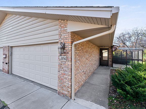 4th image of 2256 Wildwood Cir