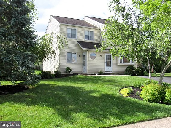 2nd image of 244 Florence Dr