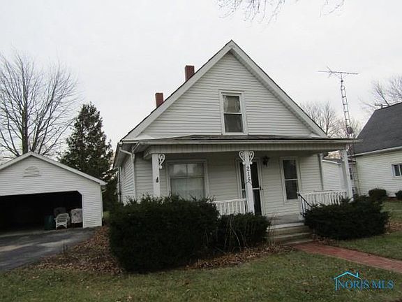 2nd image of 215 N Elm St