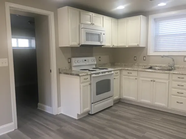 2743 Park Dr APT 3, Halethorpe, MD 21227