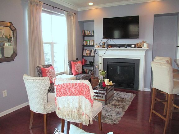 2nd image of 37 Lee Ct #30A1