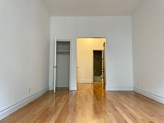2nd image of 258 E 78th St #4-B
