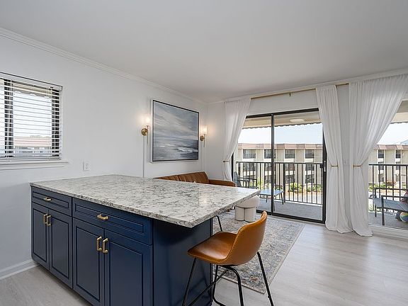 3rd image of 40 Folly Field Rd APT B301