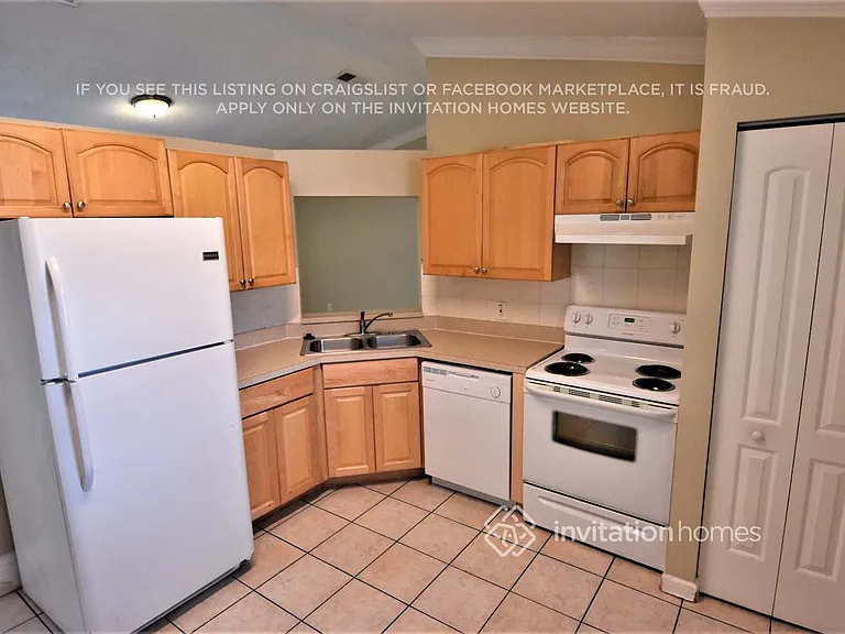 714 Hamster Ct — Photo 6