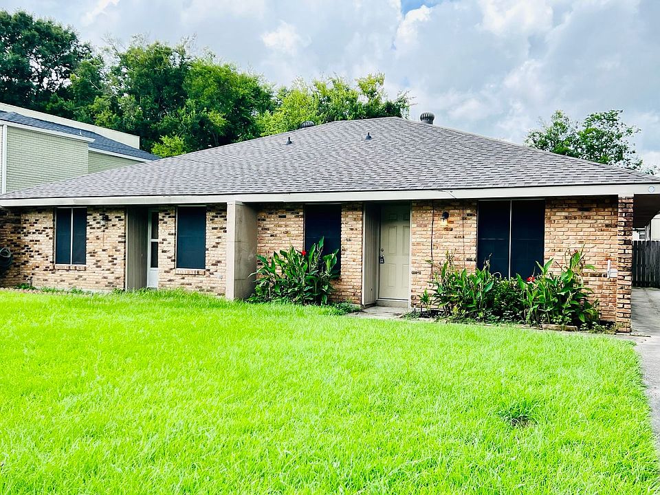1st image of 214 Ryder Dr
