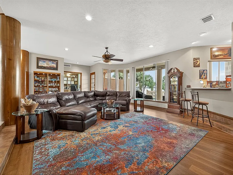 1623 Lake Arbor Dr — Photo 9
