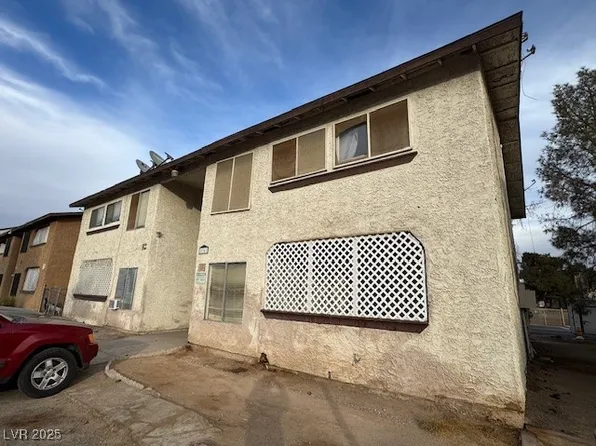 2761 Mountain Vista St, Las Vegas, NV 89121