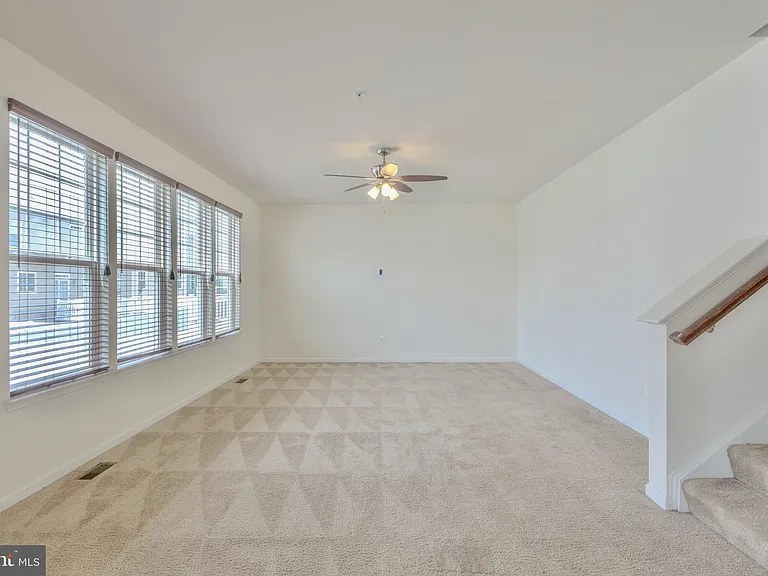 43699 Sweetbay St — Photo 9