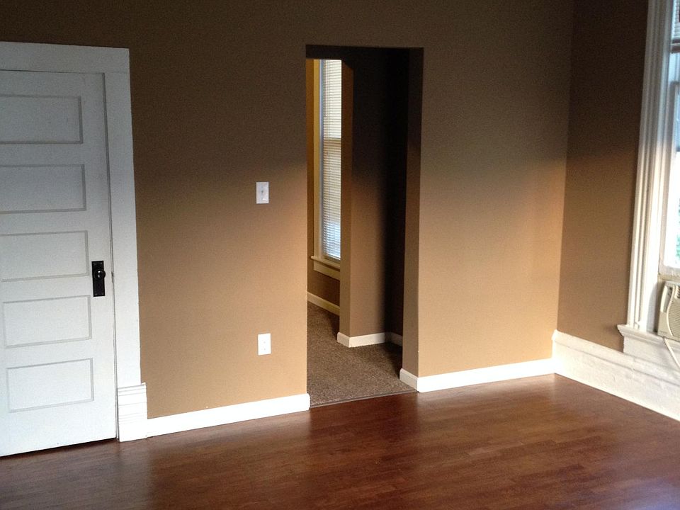 2nd image of 609 S Maguire St APT A