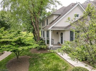 23 Dickinson Rd, Basking Ridge, NJ 07920