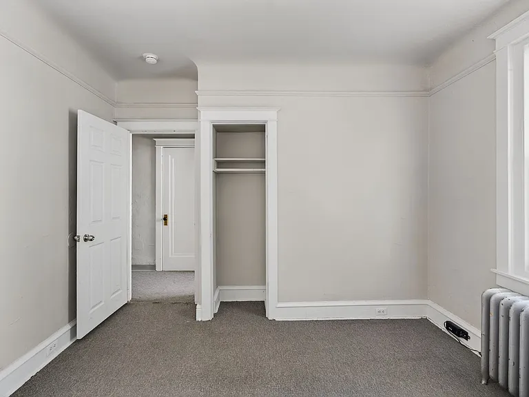 332 W Washington St — Photo 18