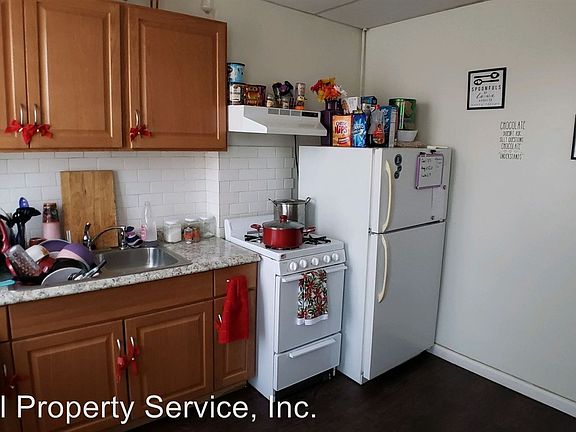 2nd image of 23 Dubois St APT 4