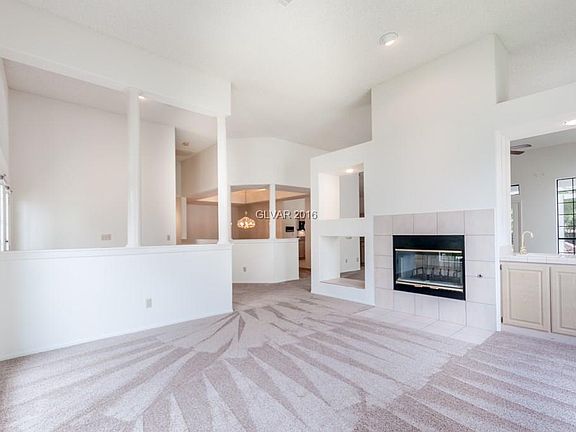3rd image of 5409 Braemar Dr